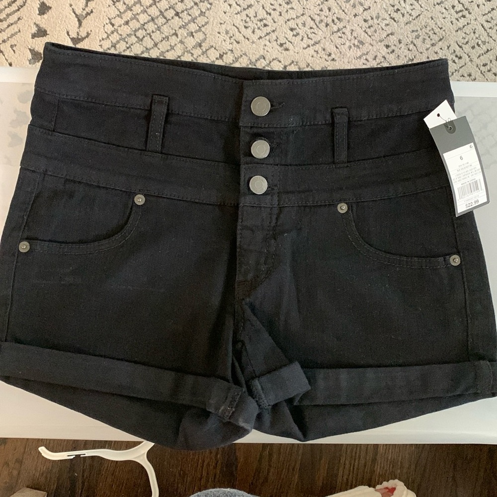 Mossimo high waisted Super stretch shorts in black